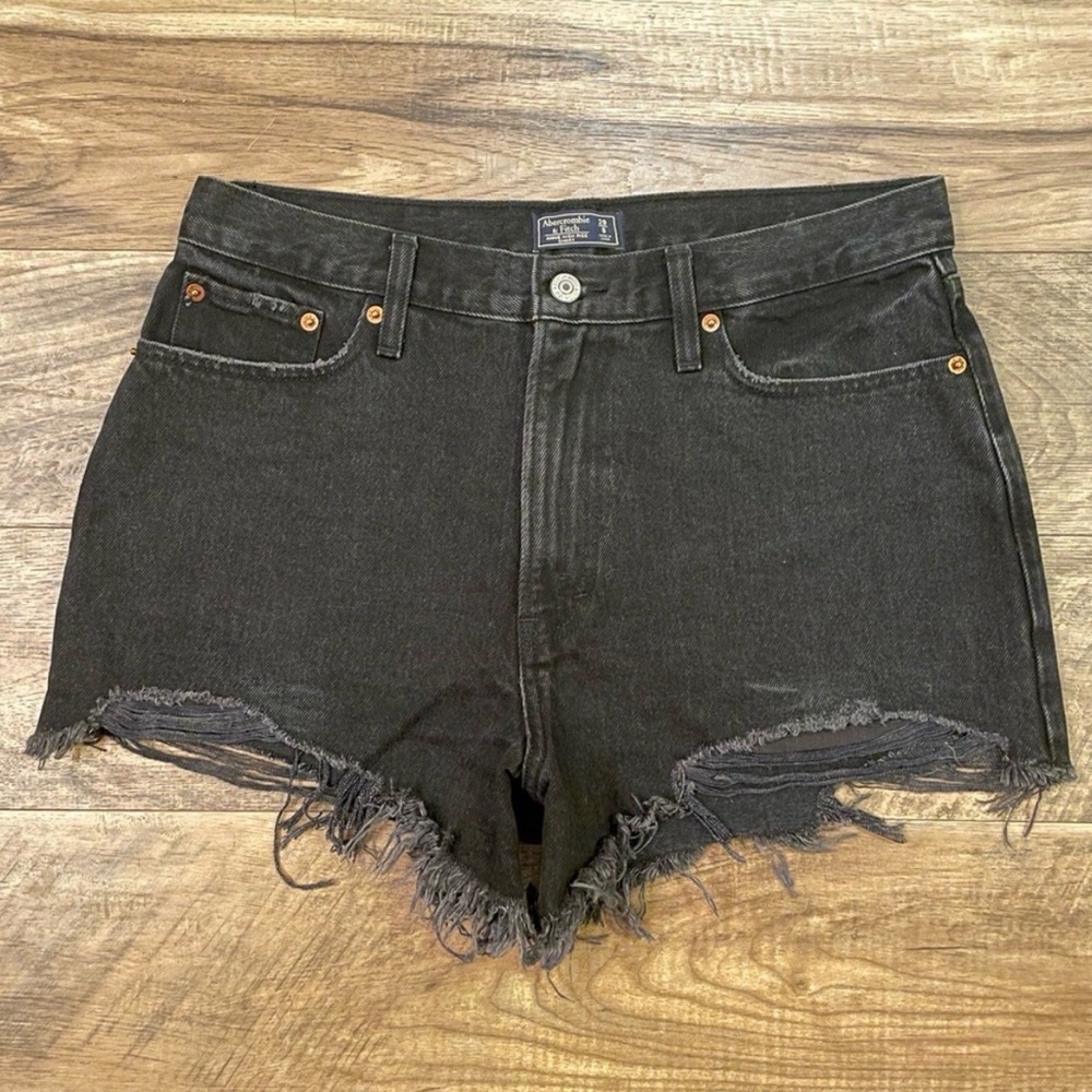 NEW! Abercrombie & Fitch Annie High Rise Black Denim Short Size 29/8 - Picture 2 of 10